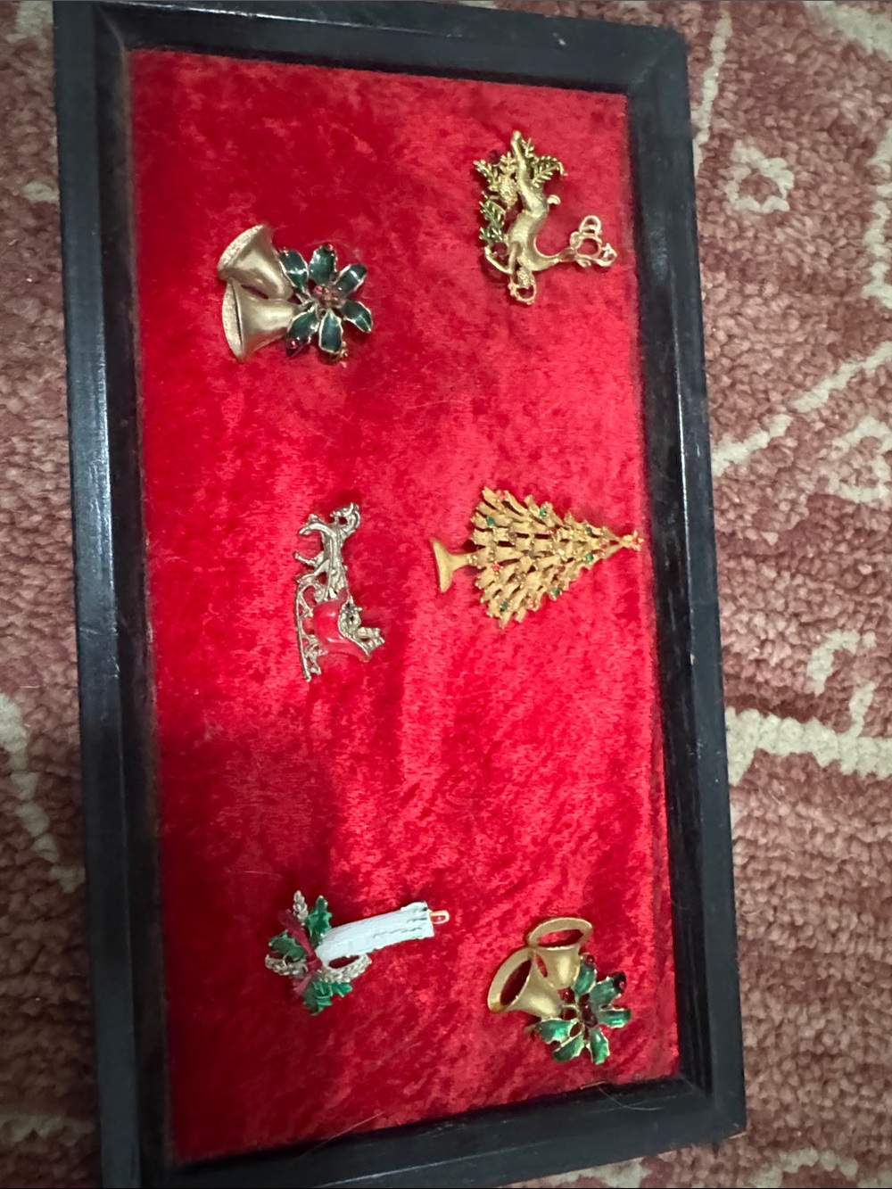 Set of vintage Christmas brooches